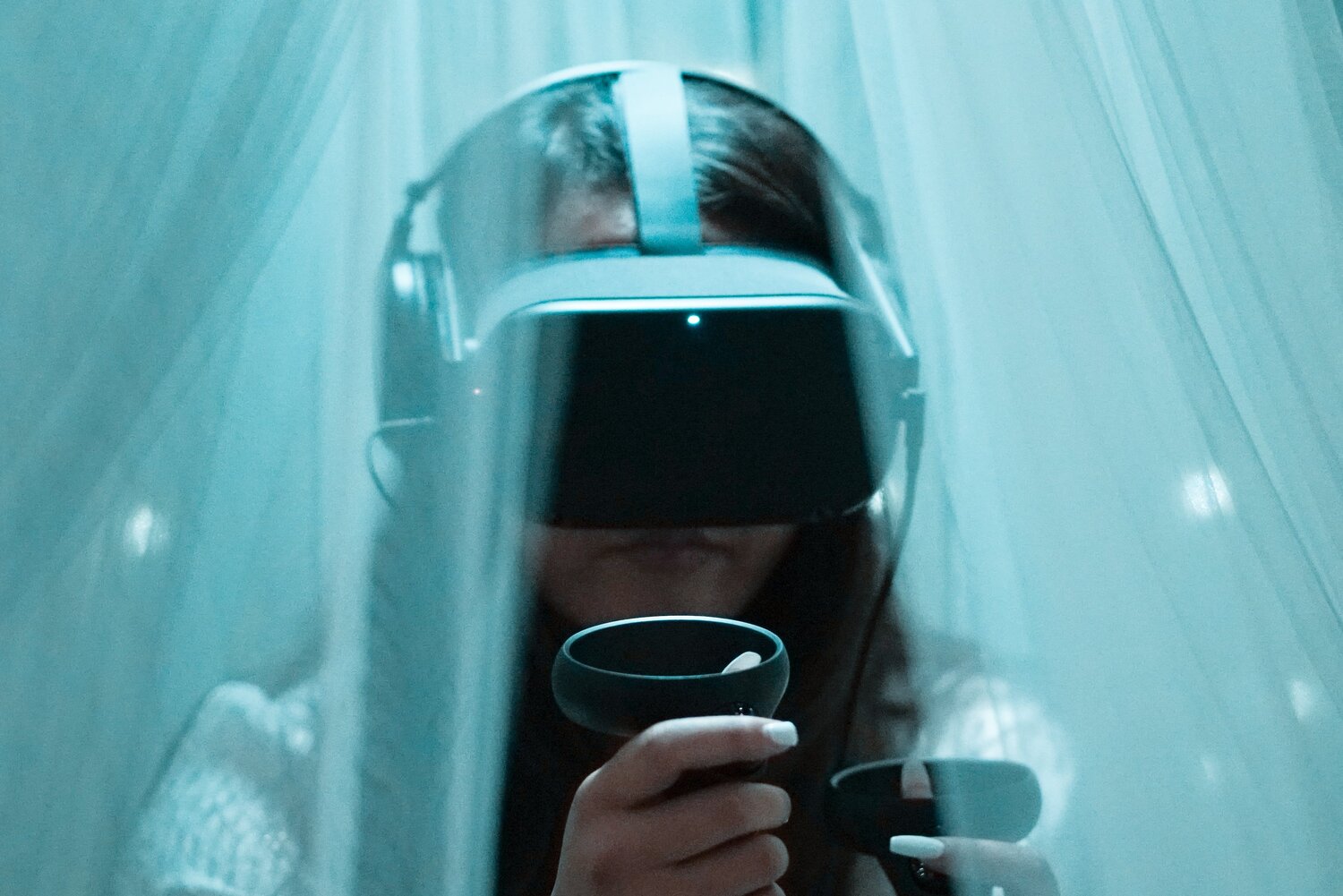 REALTÀ VIRTUALE E PSICOTERAPIA: COME LE NUOVE TECNOLOGIE STANNO RIVOLUZIONANDO LA SALUTE MENTALE